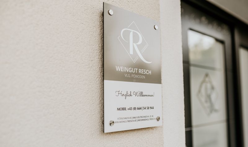 Weingut Resch Schild
